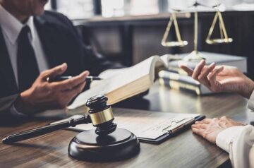 Family Lawyers Sydney Working Alongside Civil Litigation Lawyers for Stronger Case Outcomes