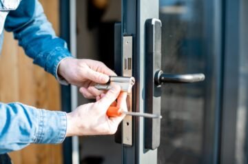 Slotenmaker Berchem: Jouw Lokale Partner in Veiligheid en Service