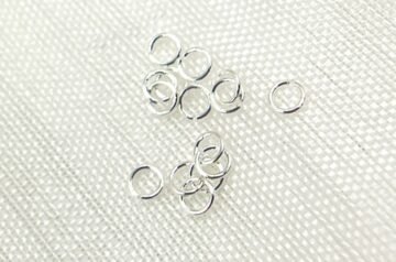 Everything You Need to Know About Silver Jump Rings | Jewels And Chains